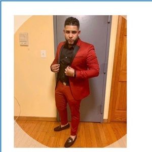 Meet your Posher, Adelin